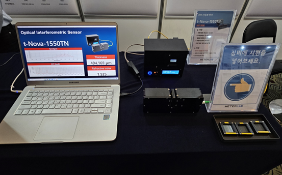 텍스트, 실내, 컴퓨터, 개인용 컴퓨터이(가) 표시된 사진AI 생성 콘텐츠는 정확하지 않을 수 있습니다.